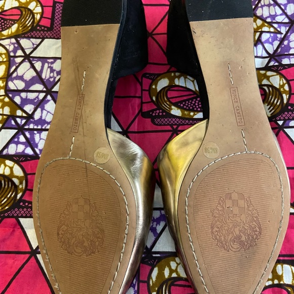 Vince Camuto Flats - Picture 2 of 5